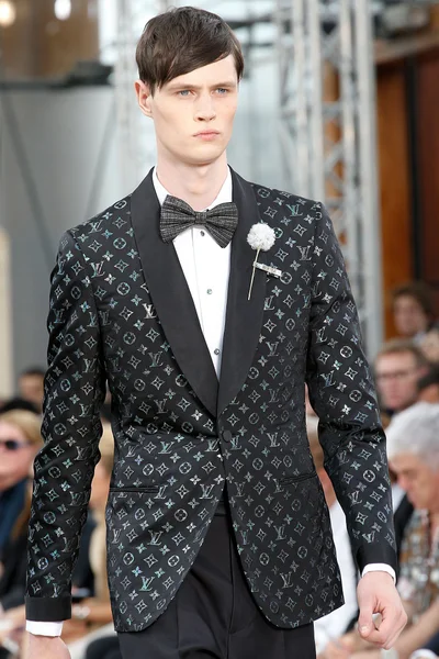 Look 90